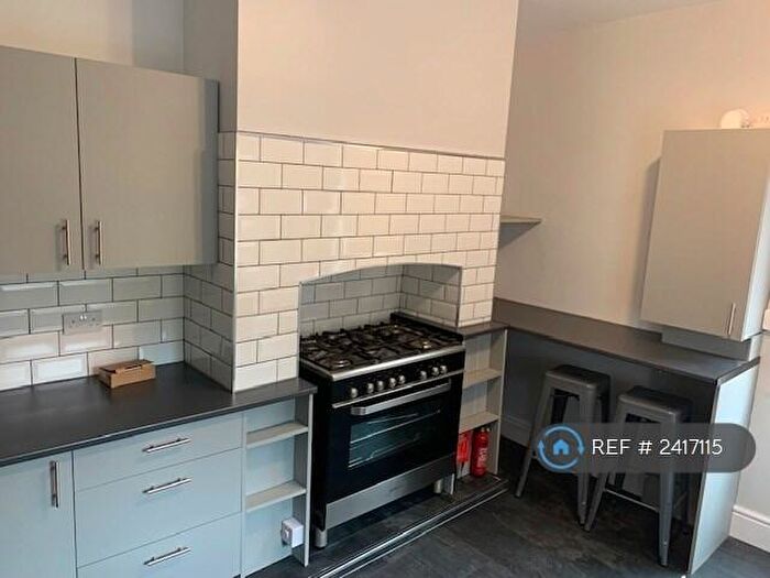 4 Bedroom End Of Terrace House To Rent In Old Moat Lane, Manchester, M20