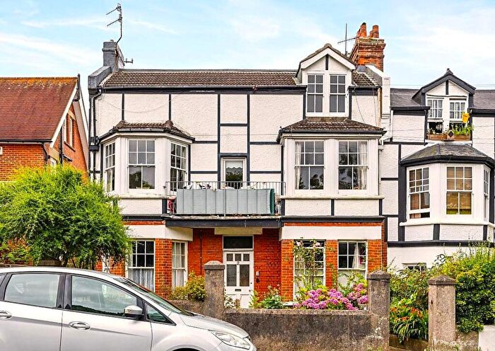 1 Bedroom Flat To Rent In East Drive, Brighton, BN2