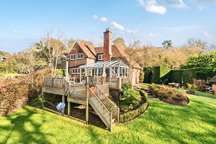 3 Bedroom Semi Detached House For Sale In Guildford Road, Westcott, RH4