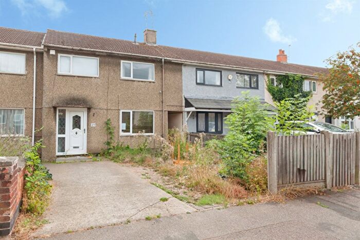 3 Bedroom Terraced House For Sale In Epping Way, Leicester, LE2