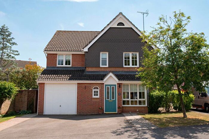 4 Bedroom Detached House For Sale In Hibiscus Crescent, Andover, SP10