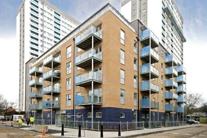 1 Bedroom Flat To Rent In Merchant Street, London, E3
