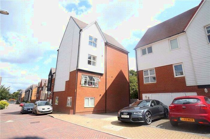 2 Bedroom Apartment To Rent In Cloudeseley Close, Sidcup, DA14