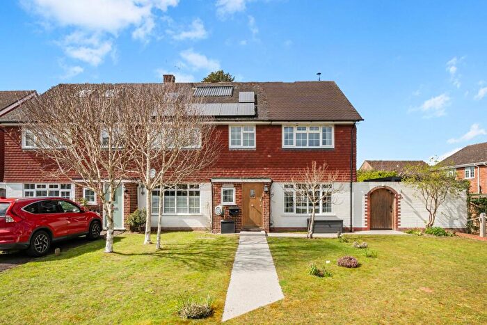 4 Bedroom Semi Detached House For Sale In Sutton Place, Brockenhurst, SO42