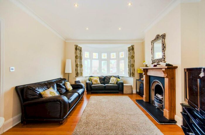 5 Bedroom Semi-Detached House To Rent In Marlborough Avenue, Ruislip, HA4