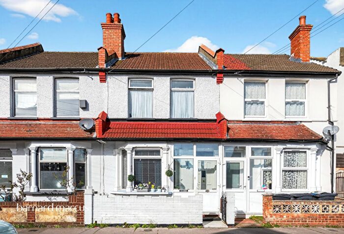 2 Bedroom Terraced House For Sale In Aurelia Road, Croydon, CR0