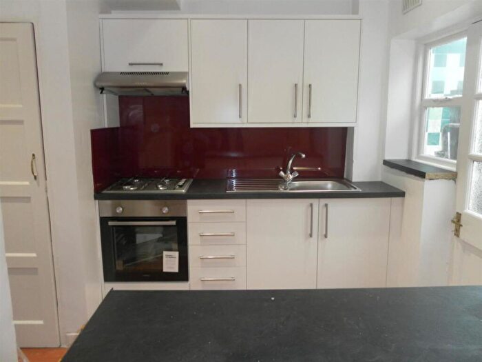 3 Bedroom Semi-Detached House To Rent In Quinton Road, Harborne, Birmingham, B17