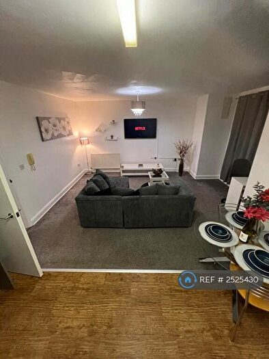 2 Bedroom Flat To Rent In Eccles, Eccles, Manchester, M30