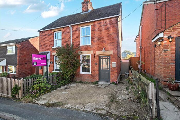 2 Bedroom Semi-Detached House To Rent In Rose Hill, Binfield, Bracknell, RG42