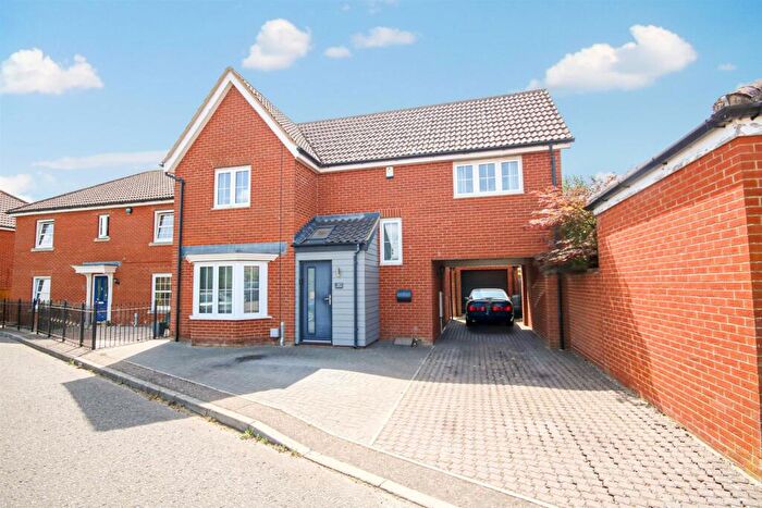 3 Bedroom Detached House For Sale In Windsor Park Gardens, Norwich, NR6