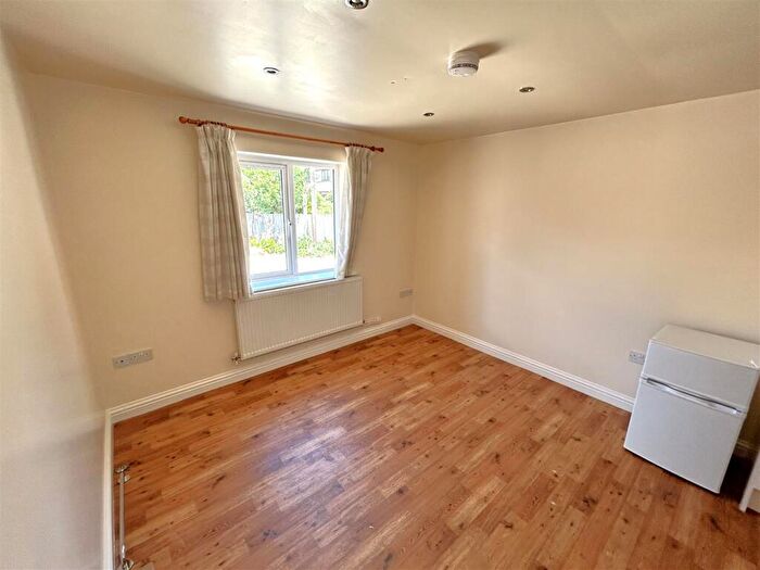 1 Bedroom Semi-Detached Bungalow To Rent In Bristol Road, Chippenham, SN15