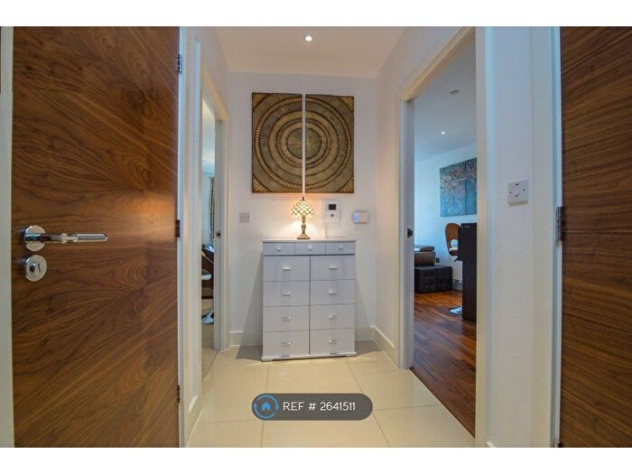 1 Bedroom Flat To Rent In John Donne Way, London, SE10