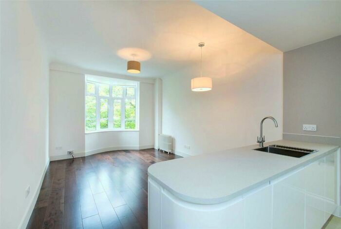 2 Bedroom Apartment To Rent In Grove End Gardens, Grove End Road, St Johns Wood, London, NW8