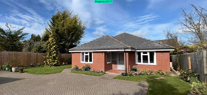 3 Bedroom Detached Bungalow For Sale In Tannery Drift, Royston, SG8