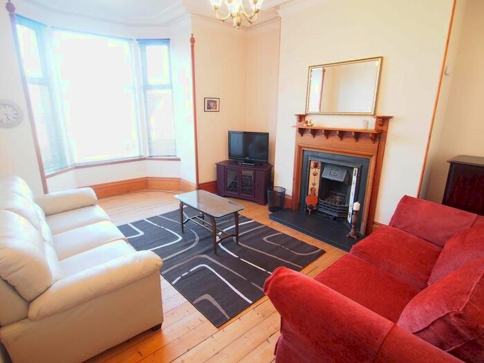 1 Bedroom Flat To Rent In Albury Road, First Floor, AB11
