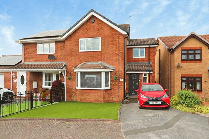 3 Bedroom Semi Detached House For Sale In Boundary Walk, Brinsworth, Rotherham, South Yorkshire, S60