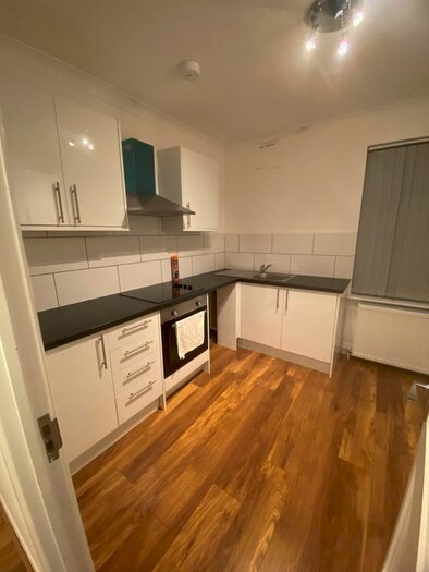 1 Bedroom Flat To Rent In Providence Road, West Drayton, Middlesex, UB7