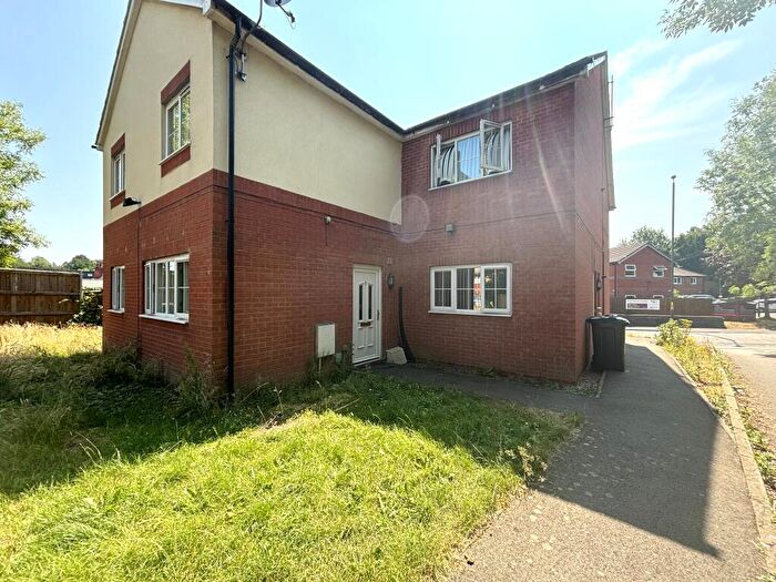 3 Bedroom Terraced House To Rent In Kings Close, Kings Norton, B30