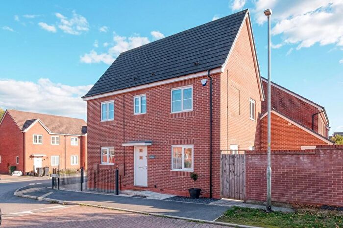 3 Bedroom Detached House For Sale In Jenson Street, Cofton Hackett, B45