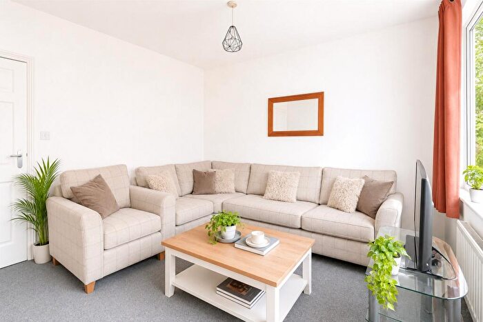 3 Bedroom House To Rent In Hobart Street, Sheffield, S11