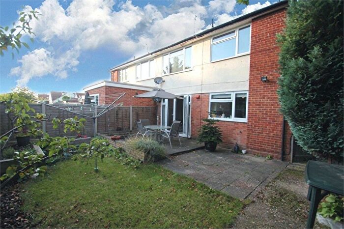 2 Bedroom Flat To Rent In Masons Road, Cippenham, SL1
