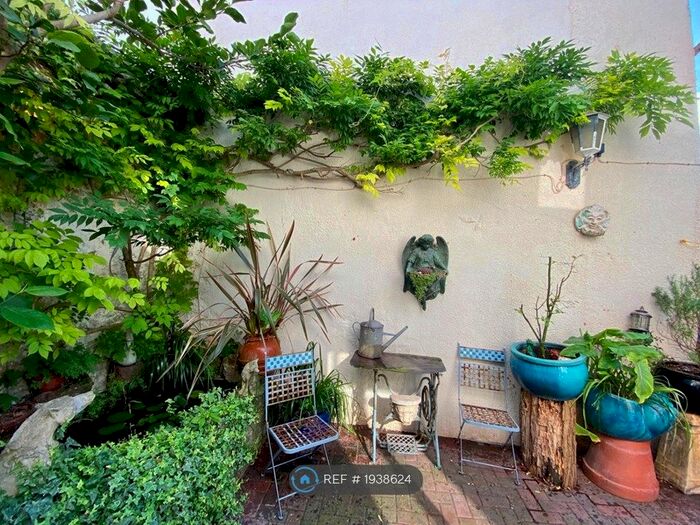 3 Bedroom Terraced House To Rent In Strand, Shaldon, Teignmouth, TQ14