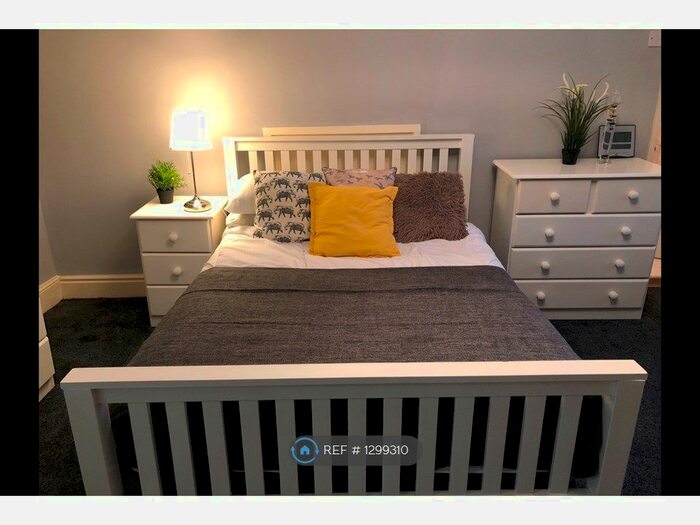 2 Bedroom Terraced House To Rent In Webbcroft Road, Birmingham B33