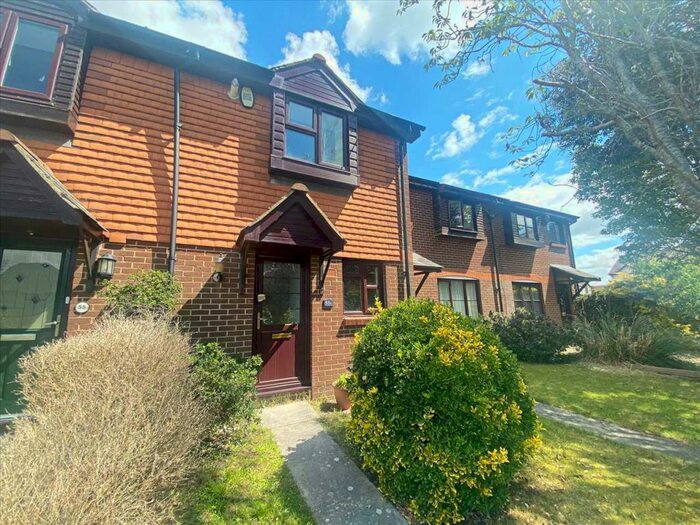 2 Bedroom End Of Terrace House To Rent In Lander Close, Poole, BH15