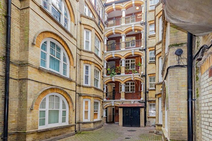 1 Bedroom Flat To Rent In Goldhawk Road, Shepherds Bush, W12