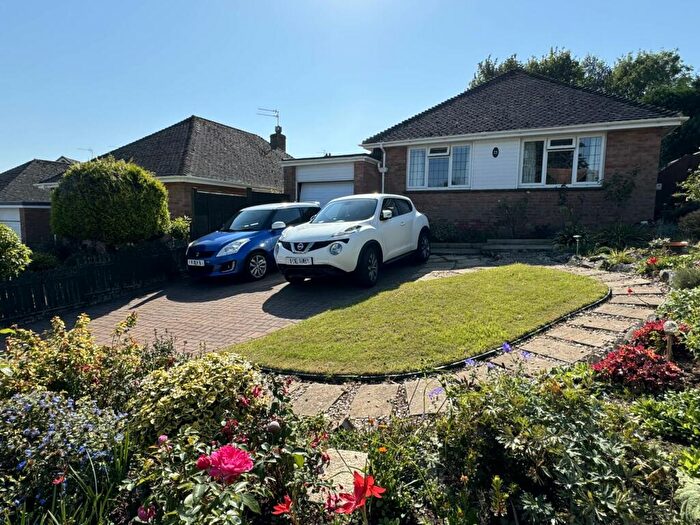 2 Bedroom Detached Bungalow For Sale In Richmond Road, Exmouth, EX8