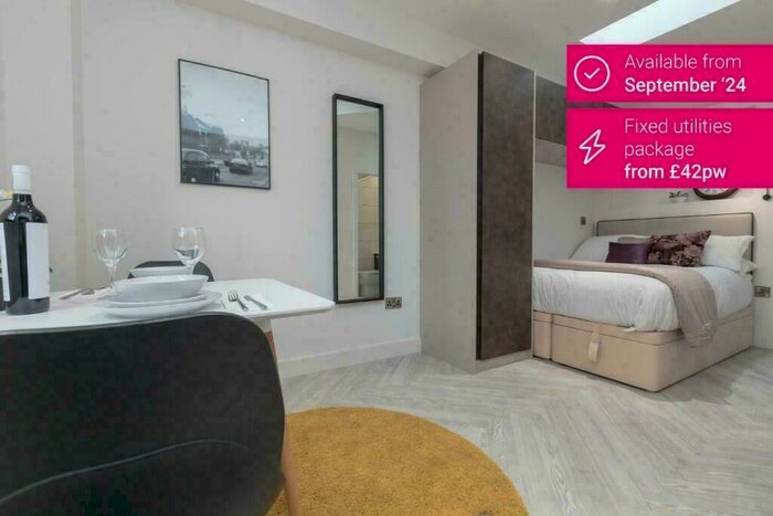 Apartment To Rent In Artillery House, Studio Apartment, M3