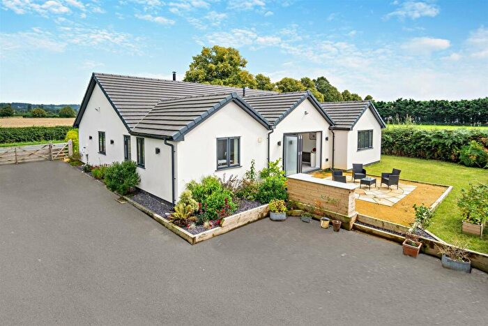 3 Bedroom Detached Bungalow For Sale In Ashton Lane, Ashton, Chester, CH3