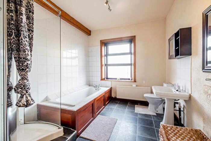 3 Bedroom Terraced House For Sale In Wessenden Head Road, Holmfirth, HD9