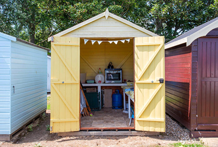 Chalet For Sale In Beach Hut, IP11