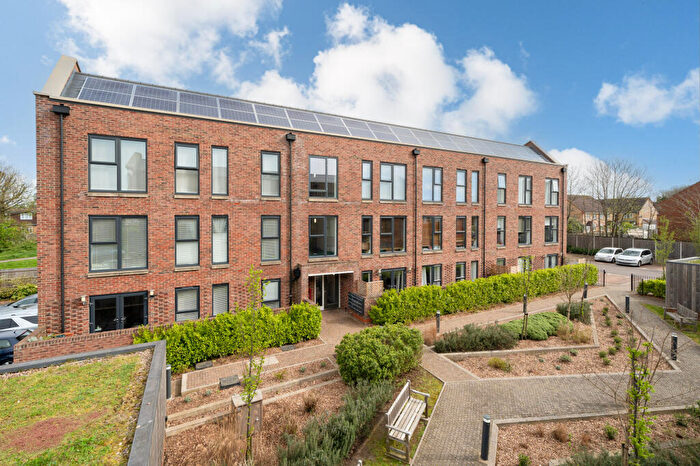 2 Bedroom Flat To Rent In Hansell Gardens, St Albans, AL1