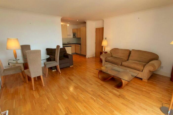 2 Bedroom Apartment To Rent In Old Street, Old Street, London, EC1A