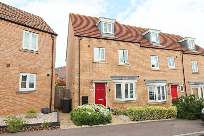 4 Bedroom House To Rent In Turnham Drive, Leighton Buzzard, LU7