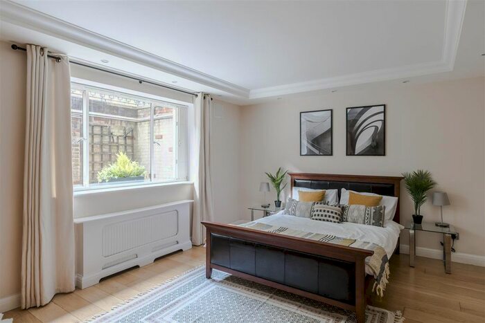 2 Bedroom Flat To Rent In Seymour Place, Marylebone, W1H