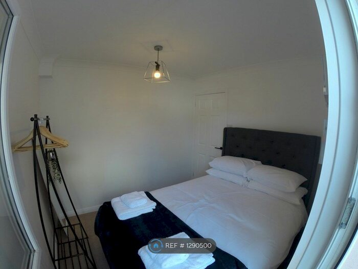 2 Bedroom Terraced House To Rent In Vinefield Court, Flushing, Falmouth, TR11