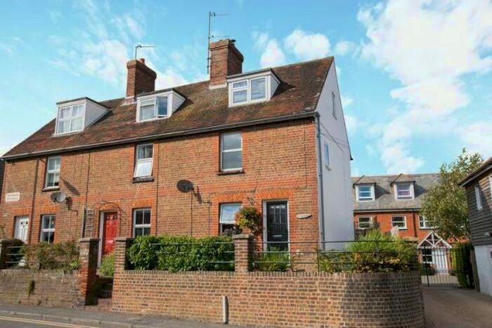 3 Bedroom Property To Rent In Framfield Road, Uckfield, TN22