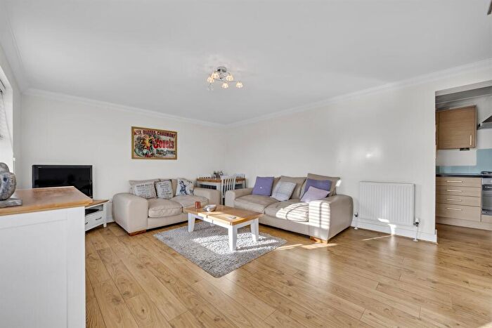 2 Bedroom Flat For Sale In Walter Mead Close, Ongar, Essex, CM5