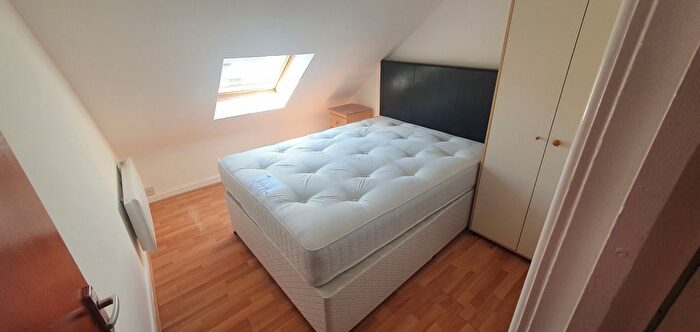 1 Bedroom Flat To Rent In Mundy Place, Cathays, Cardiff, CF24