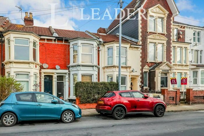 1 Bedroom Apartment To Rent In Queens Road, Portsmouth, PO2