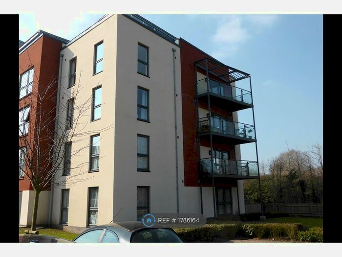 2 Bedroom Flat To Rent In Paxton Drive, Bristol, BS3