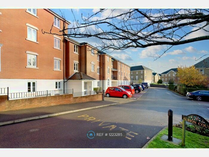 1 Bedroom Flat To Rent In Albion Court, Northampton, NN1