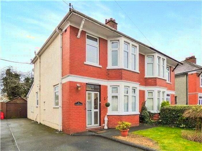 3 Bedroom Semi-Detached House To Rent In St Davids Crescent, Llanfaes, Brecon, Powys, LD3