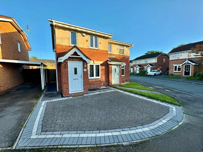 2 Bedroom End Of Terrace House To Rent In Sunart Way, Nuneaton, CV10
