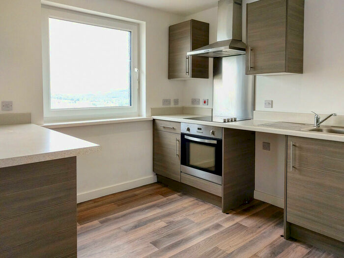 1 Bedroom Flat To Rent In Parkwood Court, Keighley, BD21