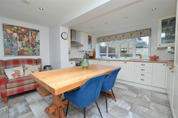 3 Bedroom Semi-Detached House For Sale In High Street, Woolley, Wakefield, WF4