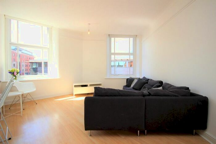 1 Bedroom Flat To Rent In Chepstow Street, Manchester, M1